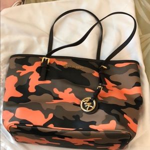 Michael Kors purse Small